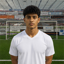 Fußballmanager FußballspielerAgastya Chakravarti (KI-generiert)