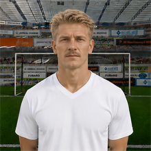 Fußballmanager FußballspielerBennett Topar (KI-generiert)